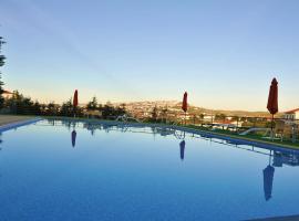 路西塔尼亚会议及水疗中心酒店，位于瓜尔达的酒店