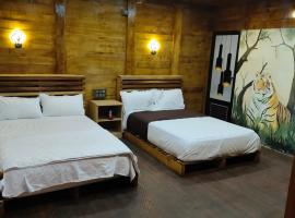 Mountainmist wooden cottages，位于Ramakkalmedu的酒店