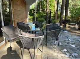 Idyllischer Bungalow am Badesee