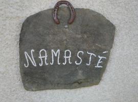 Namasté，位于Intres的酒店