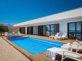 Unique Villa Zaglava，位于Košljun的酒店