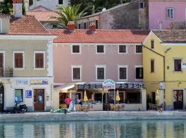 Apartments by the sea Mali Losinj (Losinj) - 8001，位于木洛希尼的酒店