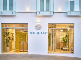 Hotel Leonor Conil，位于科尼尔-德拉弗龙特拉的家庭/亲子酒店
