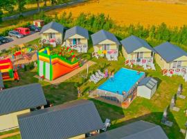 Holiday Camp Sarbinowo，位于萨比诺瓦的酒店