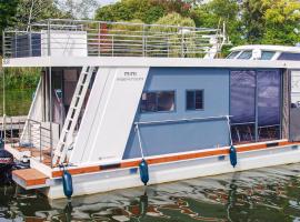 1 Bedroom Awesome Ship In Brandenburg，位于Brandenburg West的酒店
