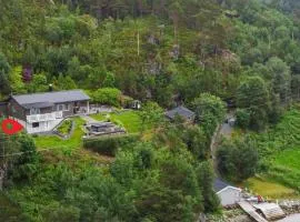 1 Bedroom Amazing Apartment In Øydegard