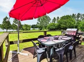 Lovely Home In Vire Normandie With Wifi