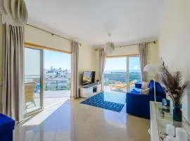 Ocean view Apartment with 3 spacious Terraces, 2 Swimming pools & Tennis court