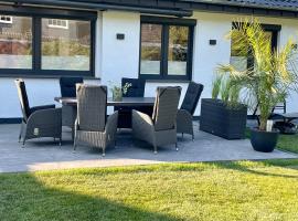 Wellnesshome Fontaneweg mit Sauna, Terrasse und Garten，位于埃斯佩尔坎普的酒店