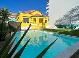 Kali Vice Surf Villa，位于卡帕里卡海岸Golf Course Aldeia dos Capuchos附近的酒店