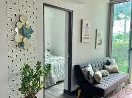 Cómodo y elegante apartamento en fabuloso condo!