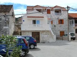 Apartments by the sea Marina, Trogir - 10327