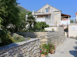 Family friendly apartments with a swimming pool Kuciste - Perna, Peljesac - 10143，位于库希斯特的酒店