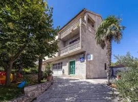 Family friendly seaside apartments Zaton, Krka - 12416