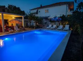 Family friendly apartments with a swimming pool Orebic, Peljesac - 14644