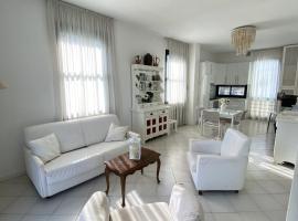 Villetta Trieste-Flexrent Immobiliare Abissinia，位于里乔内的度假屋