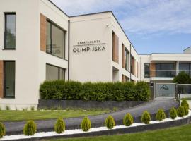 Apartament Olimpijska przy jeziorze Ukiel，位于奥尔什丁的酒店