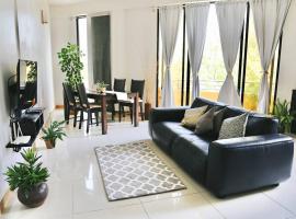 BODU ASHI MALDIVES - Central 3 Bedroom Apartment，位于胡鲁马累的海滩短租房
