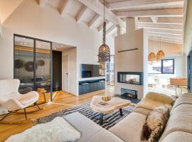 Verbier Village Levron 3br chalet large terrace facing south，位于Levron的酒店