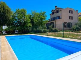HOTEL RURAL LA HUERTA，位于Montejo de la Vega de la Serrezuela的酒店