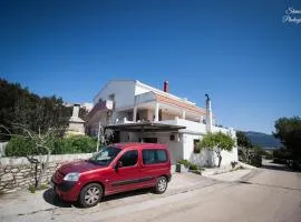 Apartments by the sea Zavalatica, Korcula - 247