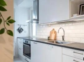 Spacious and cozy, well equipped, 2 bedroom apartment in great location