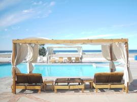 Baja Seasons，位于恩塞纳达港的酒店