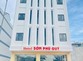 Khách sạn Sớm Phú Quý 2 - Phan Rang，位于潘郎的酒店