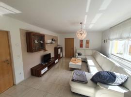Ferienwohnung Camping Goldrain，位于科尔德拉诺的酒店