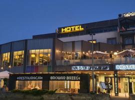 Park Hotel & Restauracja Browar Brzeg，位于布热格Brzeg Castle附近的酒店