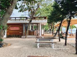 Issara Beach Resort Beachfront，位于锡春的酒店