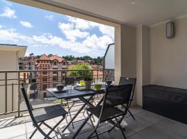 L'ANDALOU - Bel appartement standing avec terrasses en plein coeur dArcachon，位于阿卡雄的豪华型酒店
