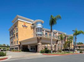 Comfort Suites Ontario Airport Convention Center，位于LA/安大略国际机场 - ONT附近的酒店