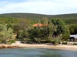 Secluded fisherman's cottage Cove Zuborovica, Pasman - 321，位于Mrljane的酒店