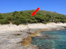 Secluded fisherman's cottage Cove Ripisce, Dugi otok - 394，位于布里尼的酒店