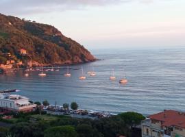La Terrazza sul Mare，位于莱万托的酒店