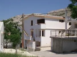 Apartment Metajna 525d