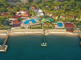 Crystal Flora Beach Resort - Ultimate All Inclusive，位于贝尔迪比的家庭/亲子酒店