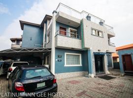 Platinum Inn Gee Hotel，位于Surulere的酒店