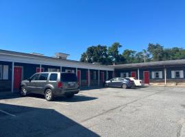 Golden luck motel，位于Bells Lake的酒店
