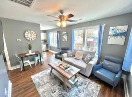 Stylish Cozy Tree House Pet Friendly!!!