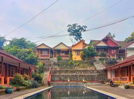 Villa Kampoeng City Pacet Mitra RedDoorz，位于Mojokerto的酒店