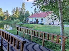 Ninnujärve Private Holiday Home，位于Nasva的乡村别墅