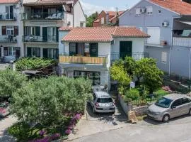 Apartments by the sea Biograd na Moru, Biograd - 11932