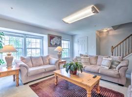 Elkridge Townhome about 15 Mi to Dtwn Baltimore!，位于Elkridge的酒店
