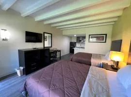James River Inn & Suites