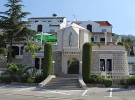 Rooms by the sea Starigrad, Paklenica - 3335