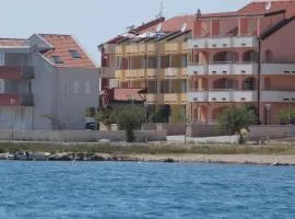 Apartments by the sea Povljana, Pag - 3316