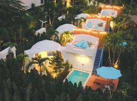 Le Resort and Villas，位于拉威海滩的豪华帐篷营地