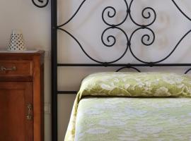 贾迪诺贾朋杜托酒店，位于贝尔纳尔达的酒店